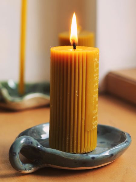 copy_SOWN FIELD - сarved beeswax candle (Middle)