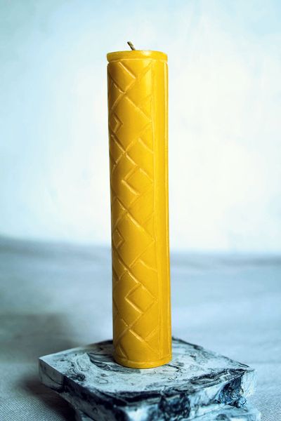 COLLARD - сarved beeswax candle (high)