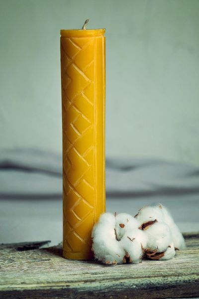 COLLARD - сarved beeswax candle (high)