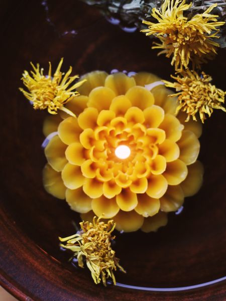 DAHLIA - floating candle-flower (set of 3 pcs)