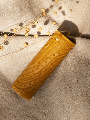 TRIPOLI GRAIN - carved beeswax candle with the Tripoli pattern