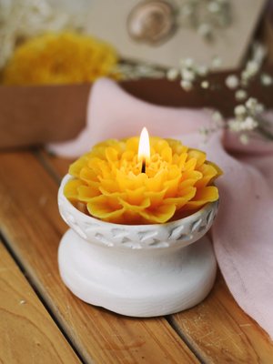 DAHLIA - floating candle-flower (set with candleholder)