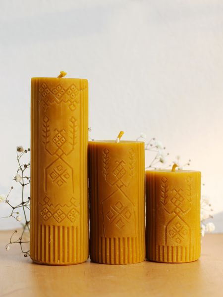 BEREHYNYA - сarved beeswax candle (High)