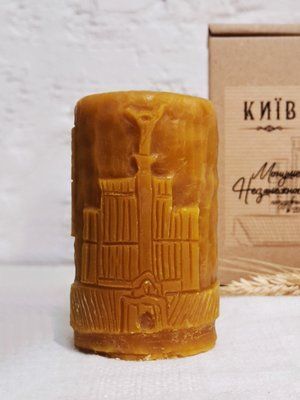 Kyiv: Independence Monument - carved beeswax figure