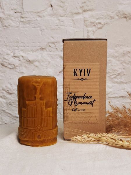 Kyiv: Independence Monument - carved beeswax figure